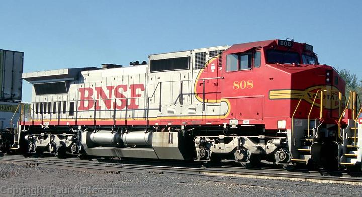 BNSF 808 C40 8W.jpg